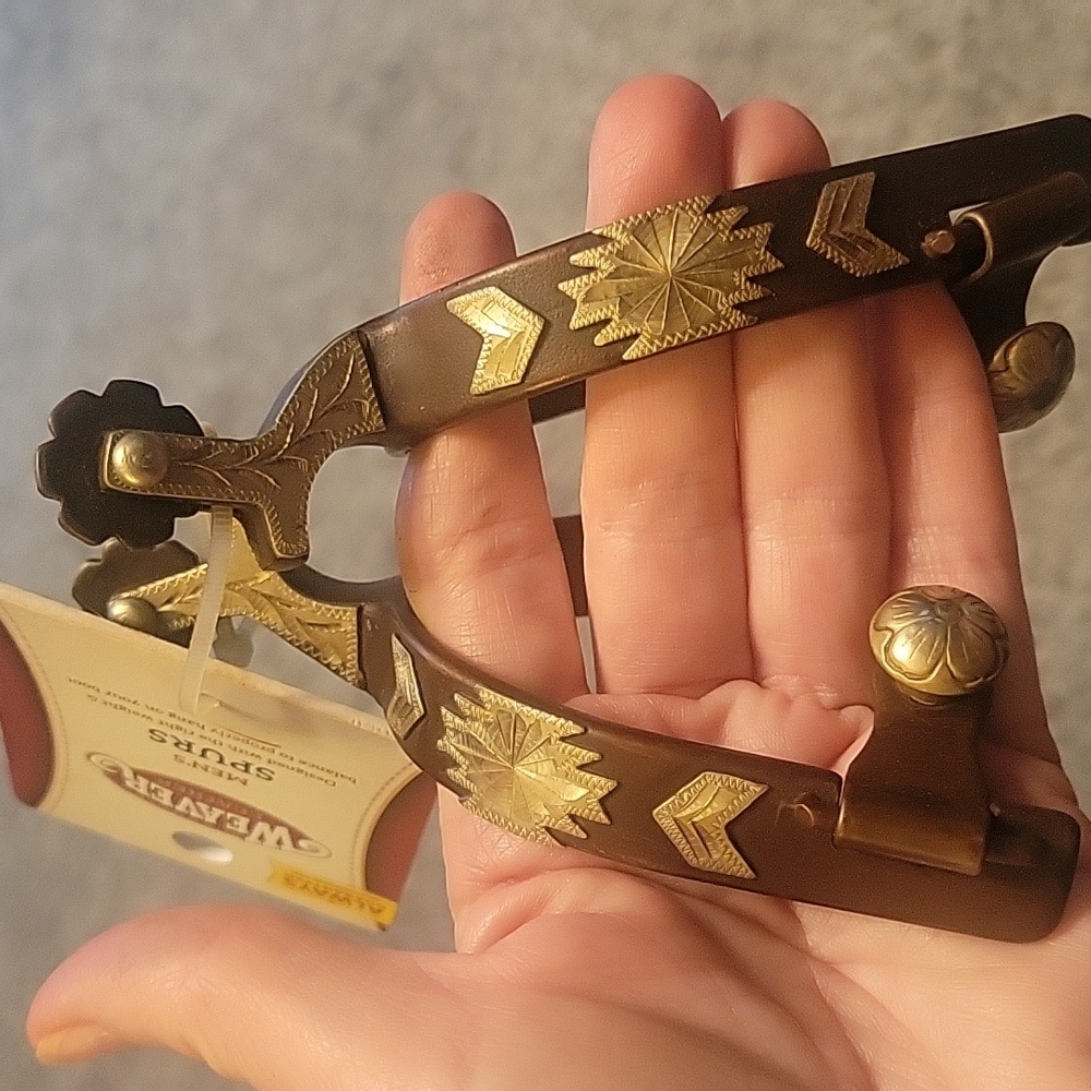 Equestrian Bundle Of Spurs And Straps - Picture 2 of 15